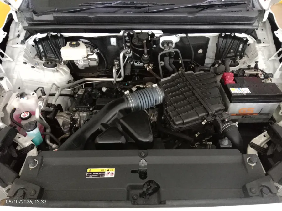 Foto Mobil Bekas Mesin Toyota Kijang Innova 2.0 Zenix Q HV CVT TSS Modellista tahun 2023