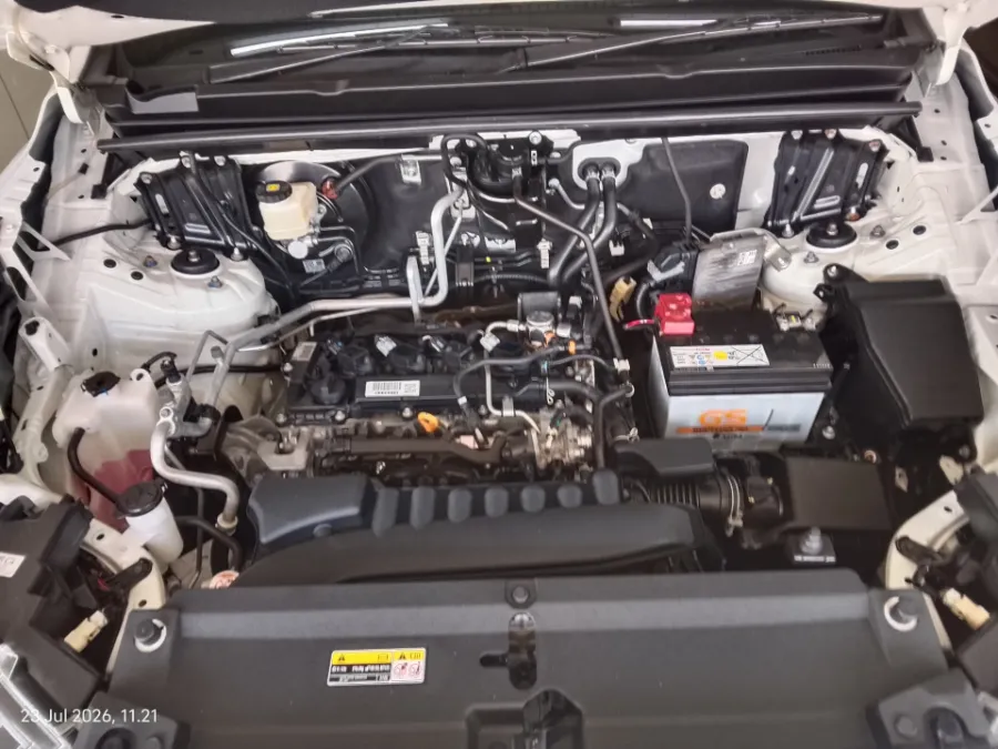 Foto Mobil Bekas Mesin Toyota Kijang Innova 2.0 Zenix V CVT tahun 2022