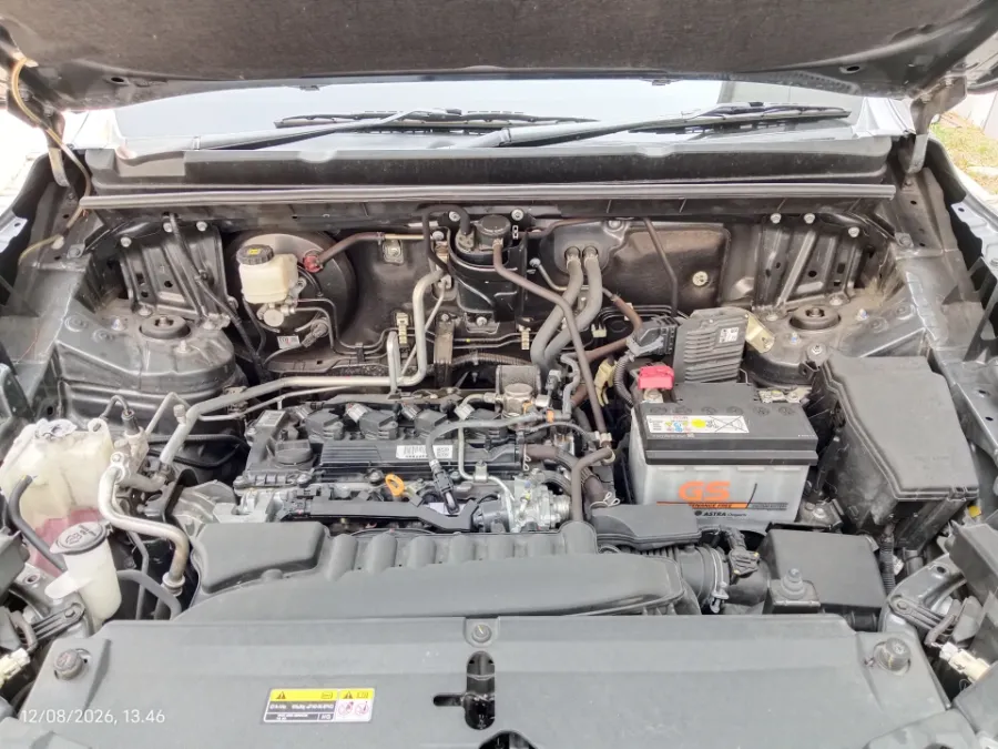 Foto Mobil Bekas Mesin Toyota Kijang Innova 2.0 Zenix V CVT tahun 2023