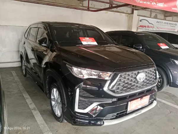 2023 Toyota Kijang Innova 2.0 Zenix V HV CVT