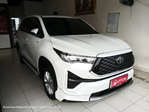 2025 Toyota Kijang Innova 2.0 Zenix V HV CVT