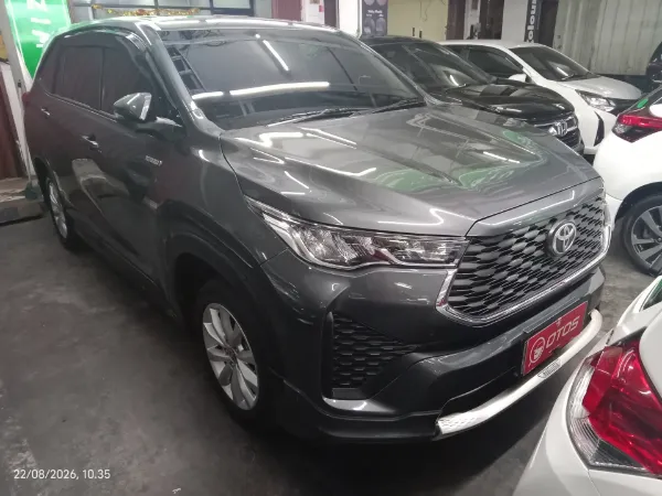 2023 Toyota Kijang Innova 2.0 Zenix V HV CVT Modellista