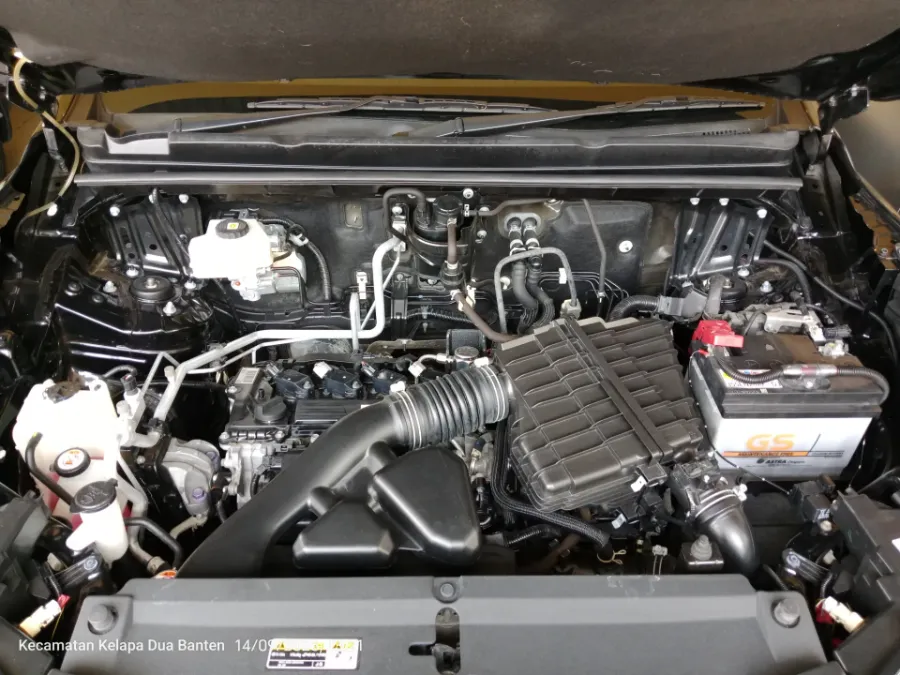 Foto Mobil Bekas Mesin Toyota Kijang Innova 2.0 Zenix V HV CVT Modellista tahun 2023