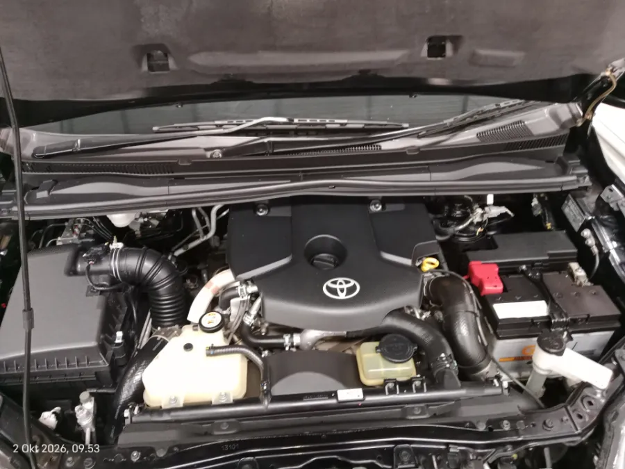 Foto Mobil Bekas Mesin Toyota Kijang Innova 2.4 tahun 2021