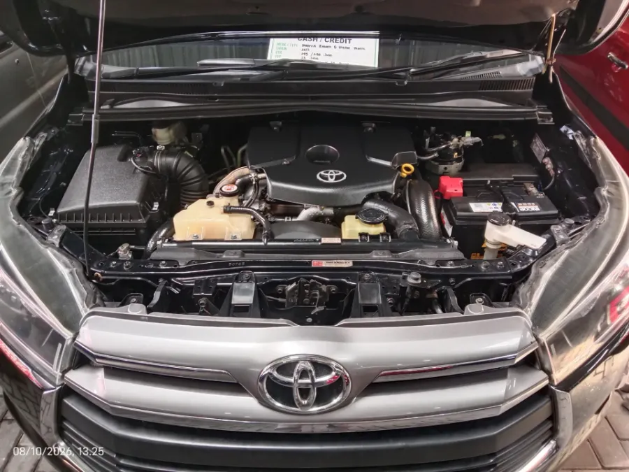 Foto Mobil Bekas Mesin Toyota Kijang Innova 2.4 G tahun 2017