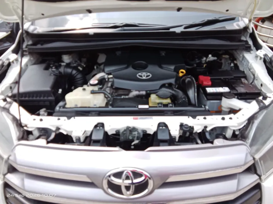 Foto Mobil Bekas Mesin Toyota Kijang Innova 2.4 G tahun 2019