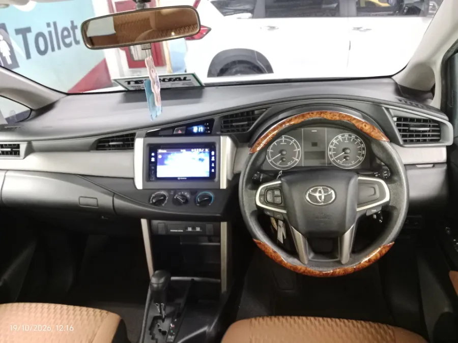 Foto Mobil Bekas Dashboard Toyota Kijang Innova 2.4 G tahun 2020