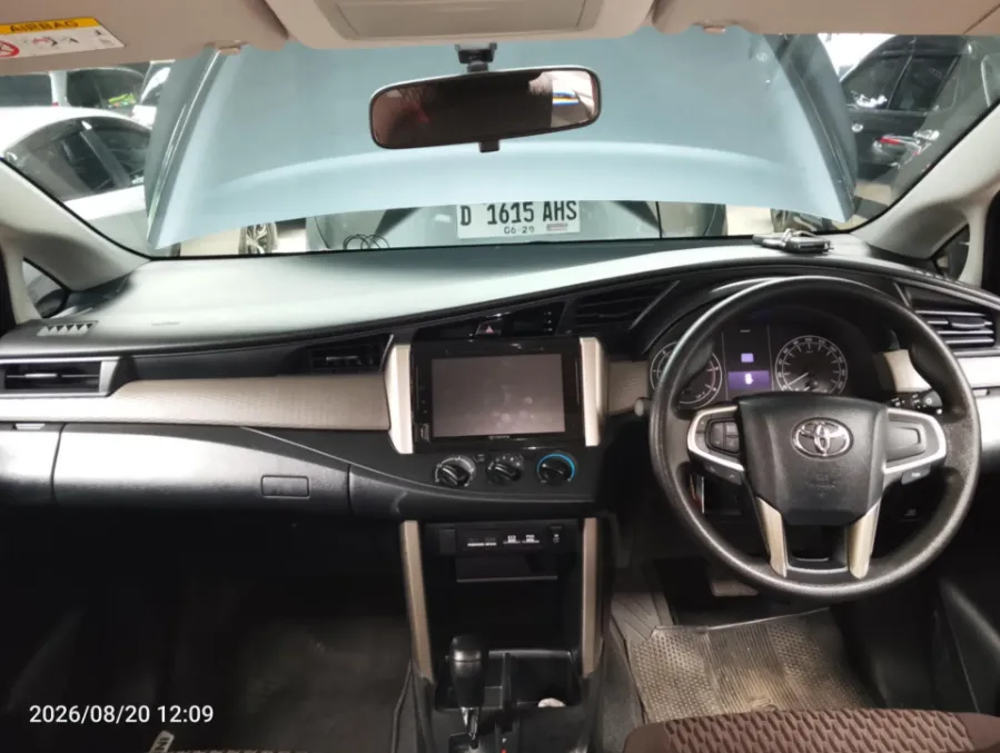 Foto Mobil Bekas Dashboard Toyota Kijang Innova 2.4 G tahun 2021