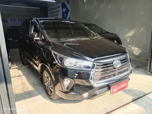 2022 Toyota Kijang Innova 2.4 G - Foto 1 dari 6