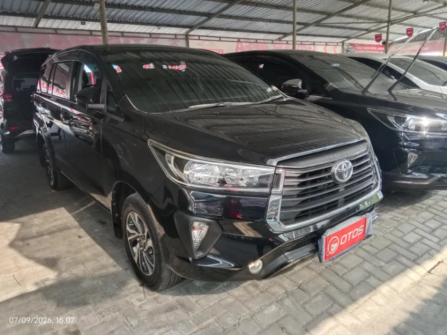 Foto Mobil Bekas Kanan Depan Toyota Kijang Innova 2.4 G tahun 2022