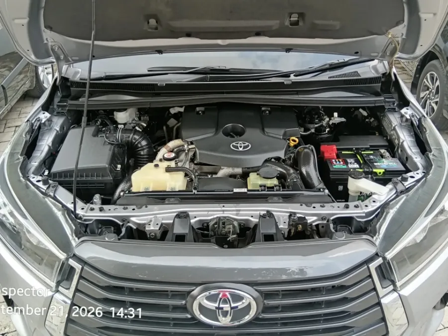 Foto Mobil Bekas Mesin Toyota Kijang Innova 2.4 G tahun 2022