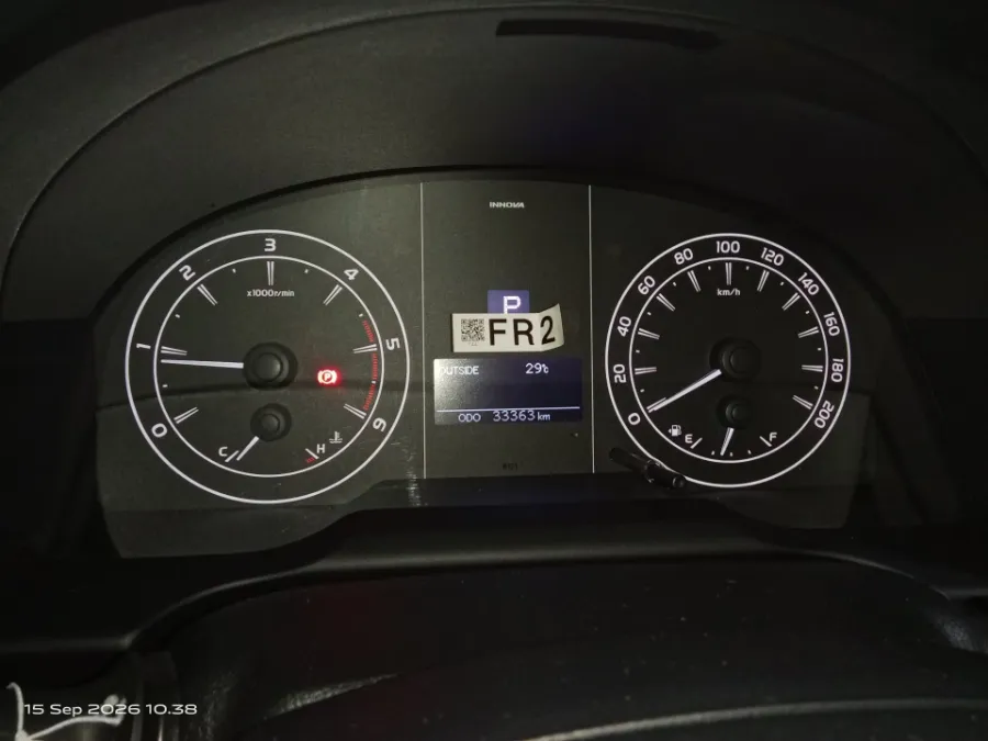 Foto Mobil Bekas Odometer Toyota Kijang Innova 2.4 G tahun 2022