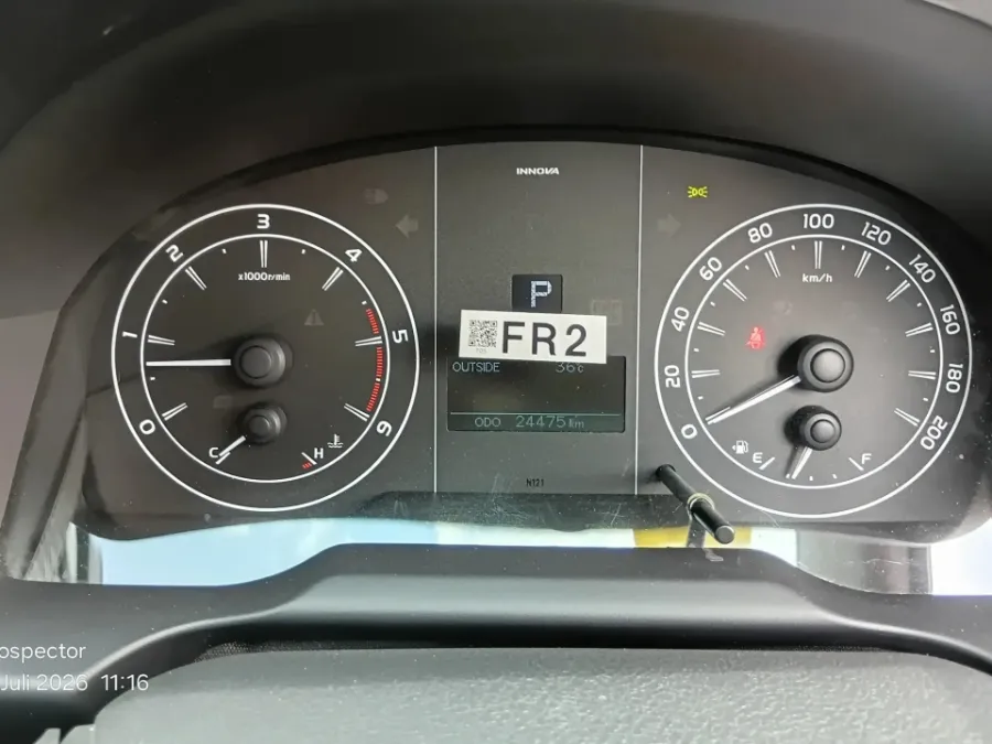 Foto Mobil Bekas Odometer Toyota Kijang Innova 2.4 G tahun 2023