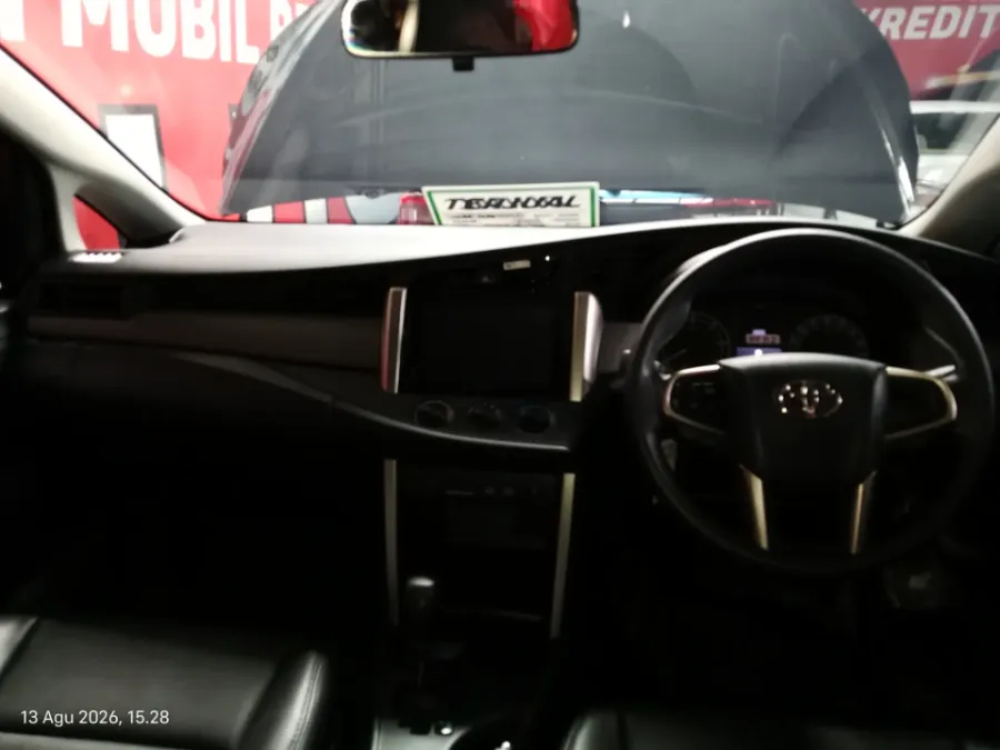 Foto Mobil Bekas Dashboard Toyota Kijang Innova 2.4 G tahun 2024