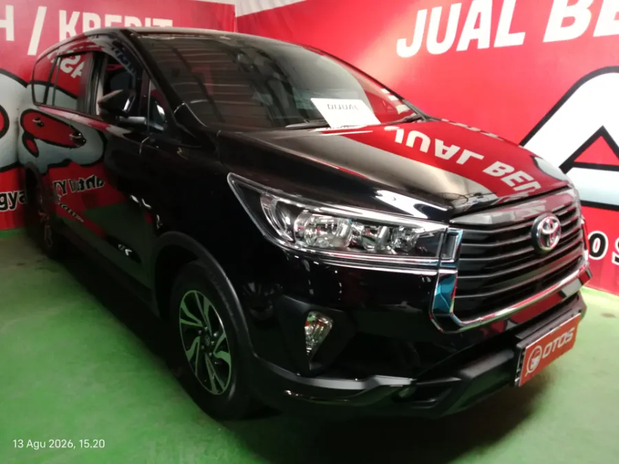 Foto Mobil Bekas Kanan Depan Toyota Kijang Innova 2.4 G tahun 2024