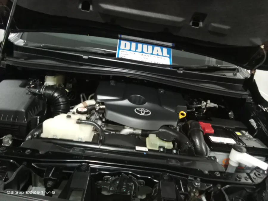 Foto Mobil Bekas Mesin Toyota Kijang Innova 2.4 G tahun 2024