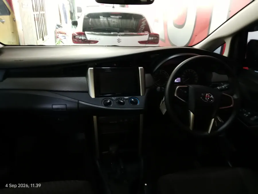 Foto Mobil Bekas Dashboard Toyota Kijang Innova 2.4 G tahun 2025