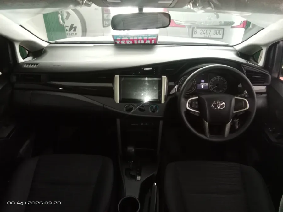 Foto Mobil Bekas Dashboard Toyota Kijang Innova 2.4 G tahun 2026