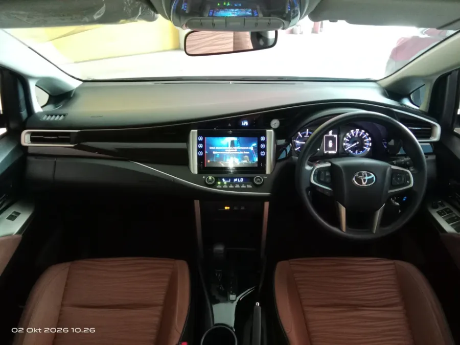 Foto Mobil Bekas Dashboard Toyota Kijang Innova 2.4 V tahun 2019