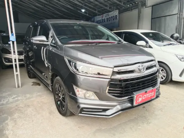 2020 Toyota Kijang Innova 2.4 V - Foto 1 dari 6