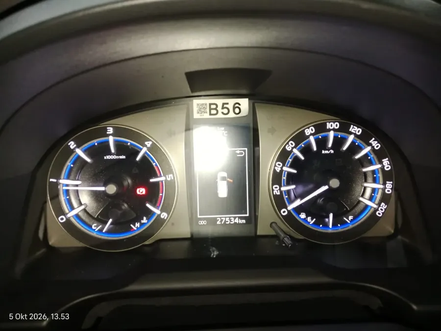 Foto Mobil Bekas Odometer Toyota Kijang Innova 2.4 V tahun 2020