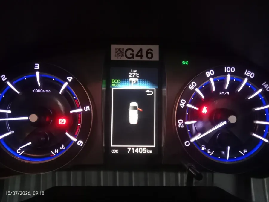 Foto Mobil Bekas Odometer Toyota Kijang Innova 2.4 V tahun 2021