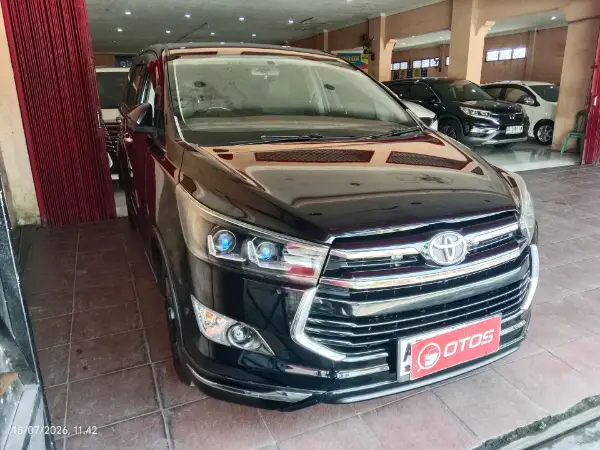 2019 Toyota Kijang Innova 2.4 Venturer