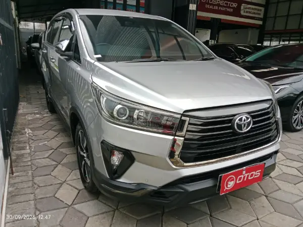 2021 Toyota Kijang Innova 2.4 Venturer