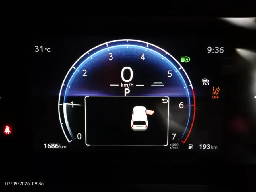 Foto Mobil Bekas Odometer Toyota Land Cruiser 2.7 tahun 2025