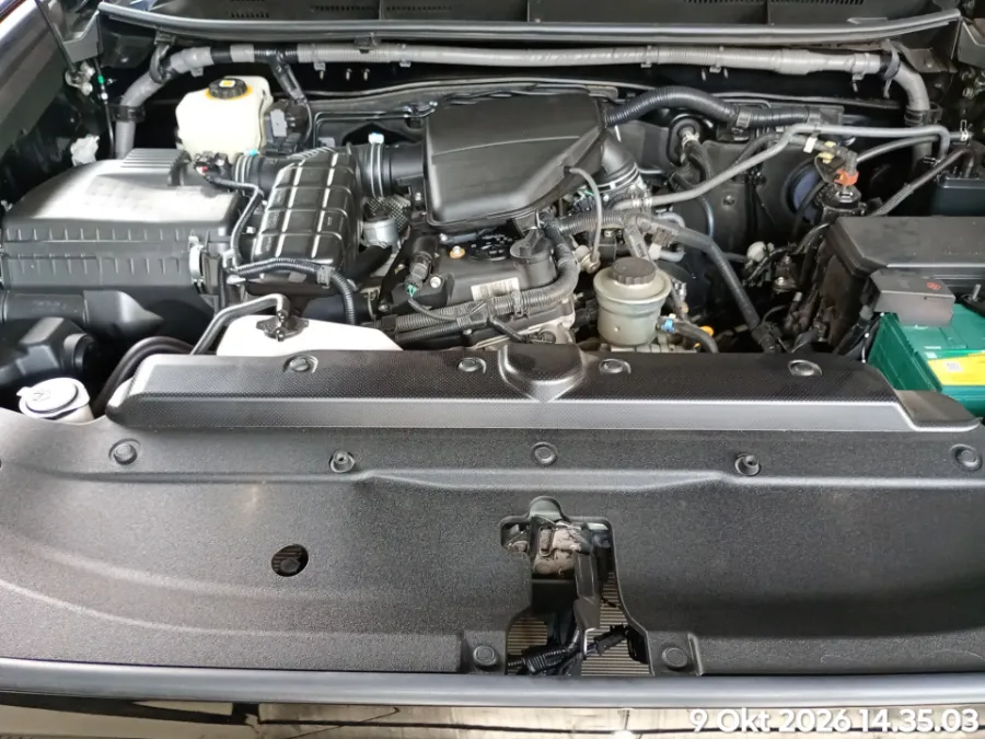 Foto Mobil Bekas Mesin Toyota Land Cruiser 2.7 Prado tahun 2021