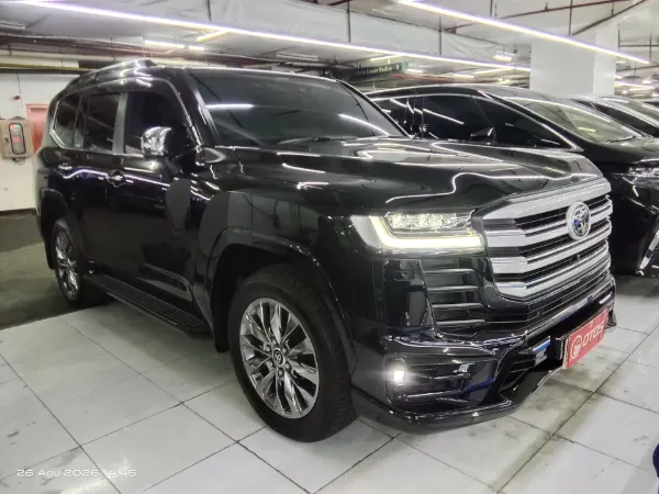 2024 Toyota Land Cruiser 3.3 300 VX-R - Foto 1 dari 6
