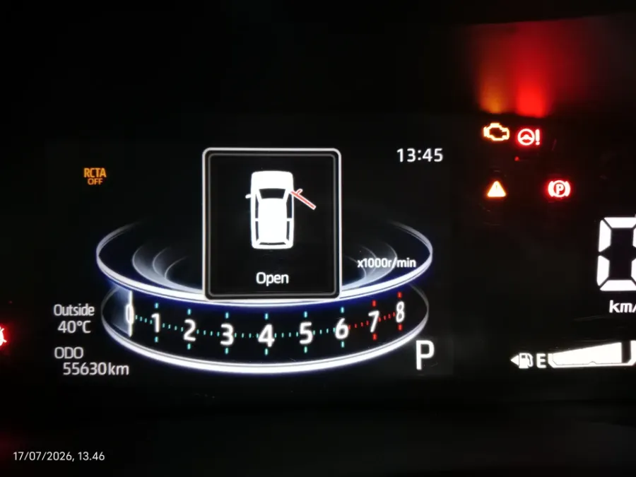 Foto Mobil Bekas Odometer Toyota Raize 1.0 G tahun 2021