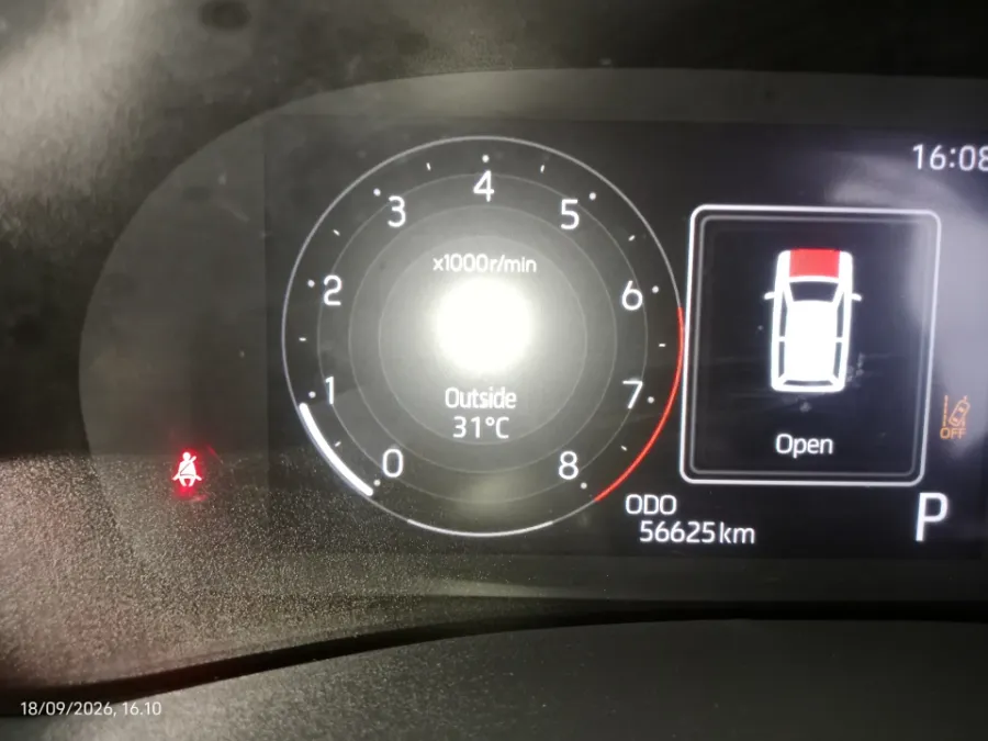 Foto Mobil Bekas Odometer Toyota Raize 1.0 G tahun 2021