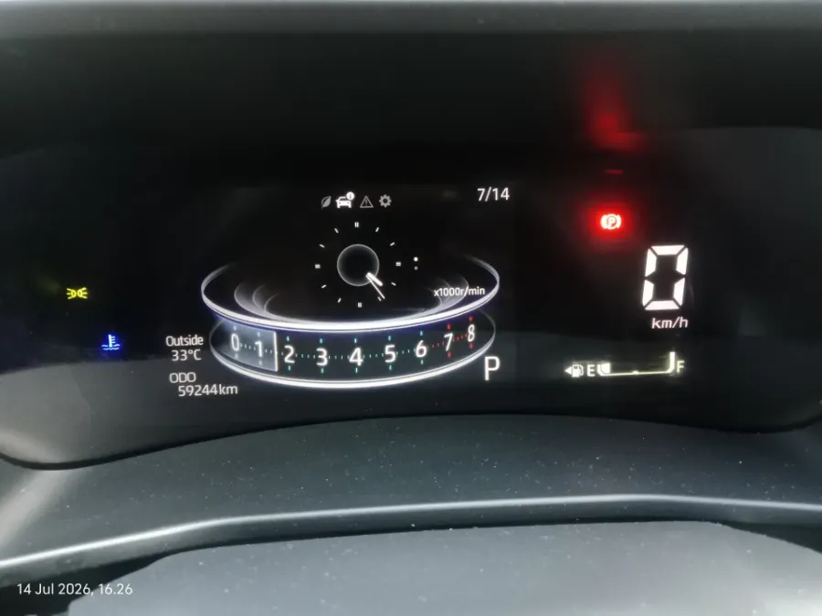 Foto Mobil Bekas Odometer Toyota Raize 1.0 G tahun 2022