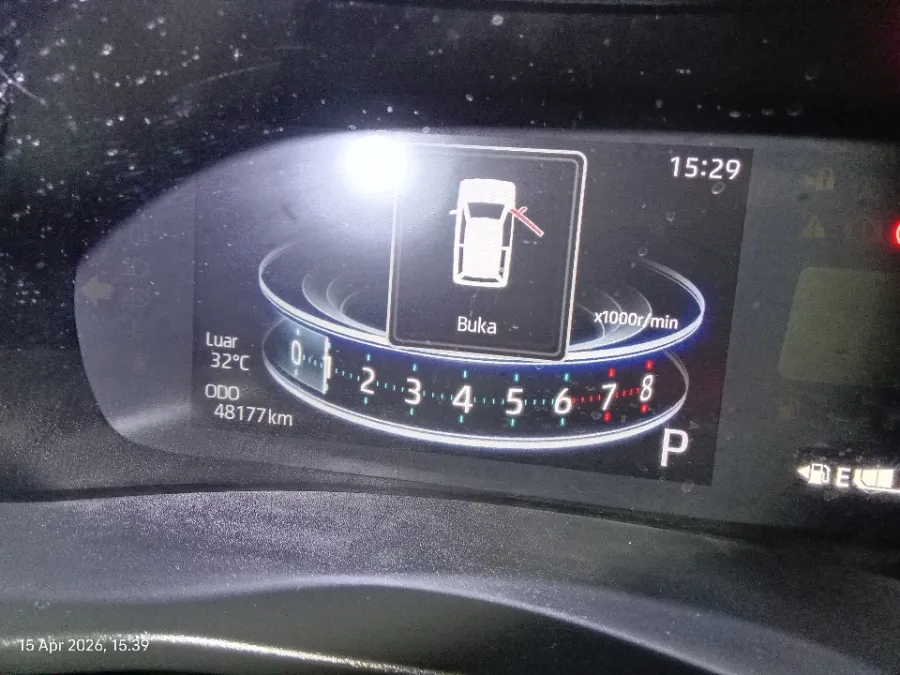 Foto Mobil Bekas Odometer Toyota Raize 1.0 G tahun 2022