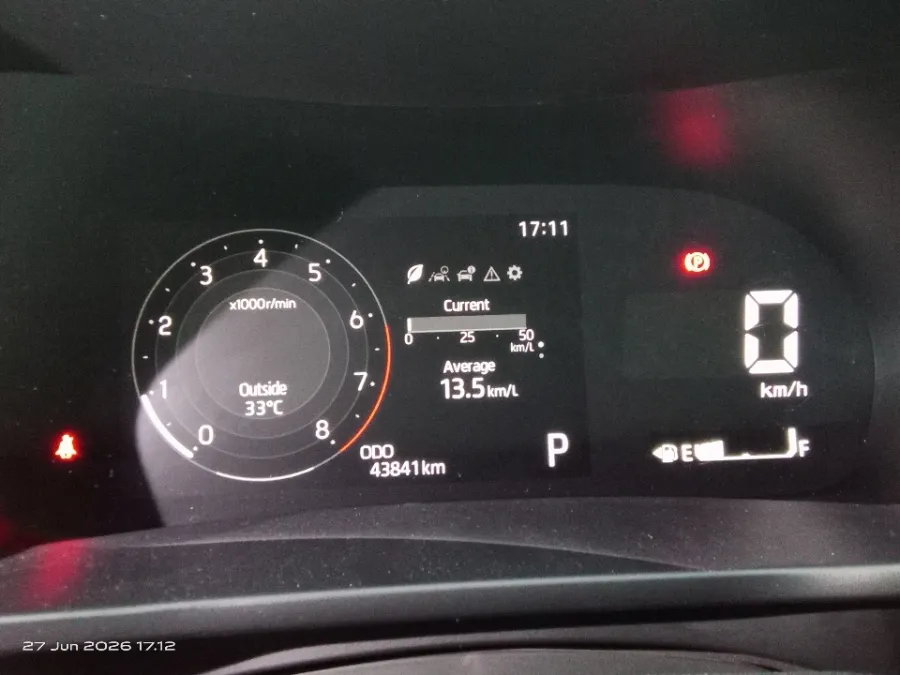 Foto Mobil Bekas Odometer Toyota Raize 1.0 G tahun 2022