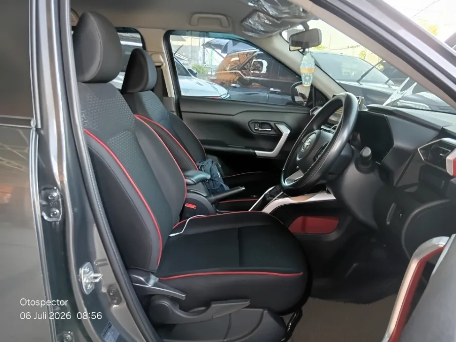 Foto Mobil Bekas Kabin Depan Toyota Raize 1.0 G tahun 2023