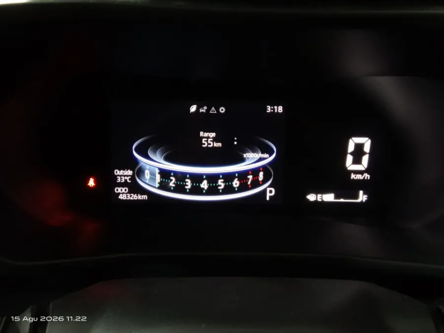 Foto Mobil Bekas Odometer Toyota Raize 1.0 G tahun 2023