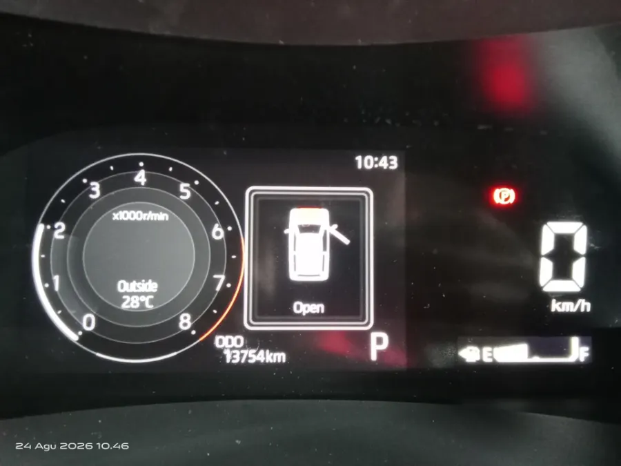 Foto Mobil Bekas Odometer Toyota Raize 1.0 G tahun 2025