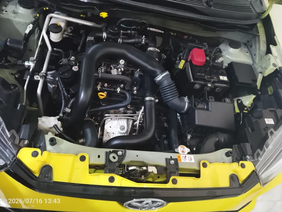 Foto Mobil Bekas Mesin Toyota Raize 1.0 GR Sport tahun 2021