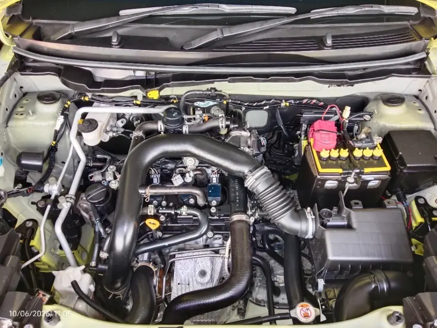 Foto Mobil Bekas Mesin Toyota Raize 1.0 GR Sport tahun 2021