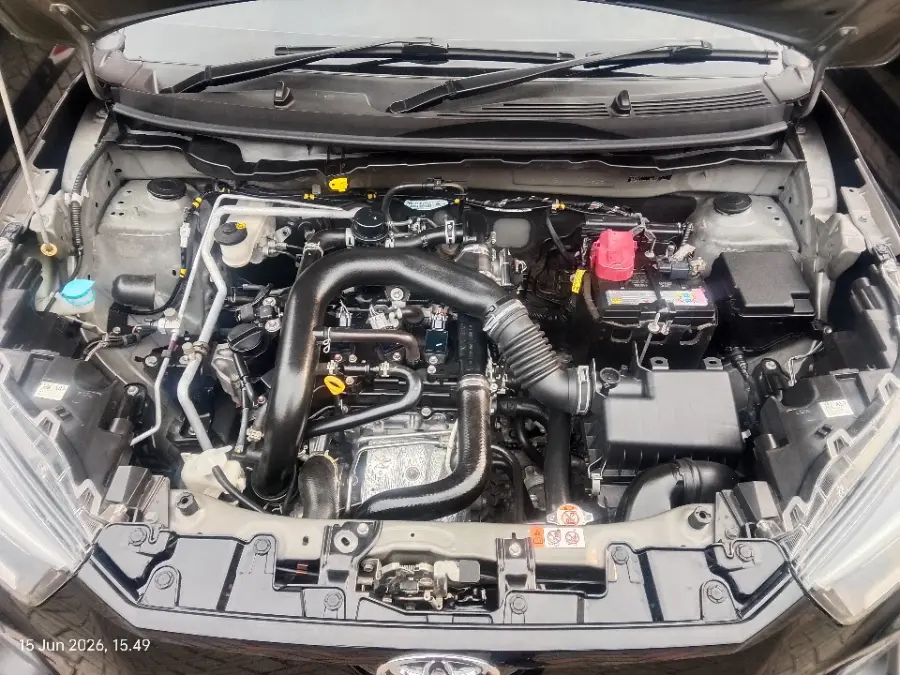 Foto Mobil Bekas Mesin Toyota Raize 1.0 GR Sport tahun 2021