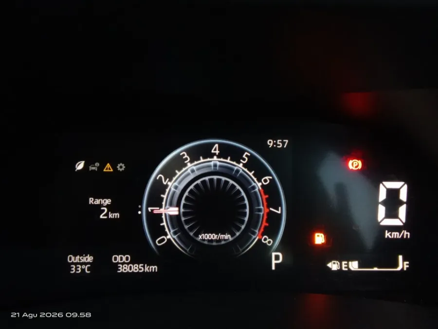 Foto Mobil Bekas Odometer Toyota Raize 1.0 GR Sport tahun 2021