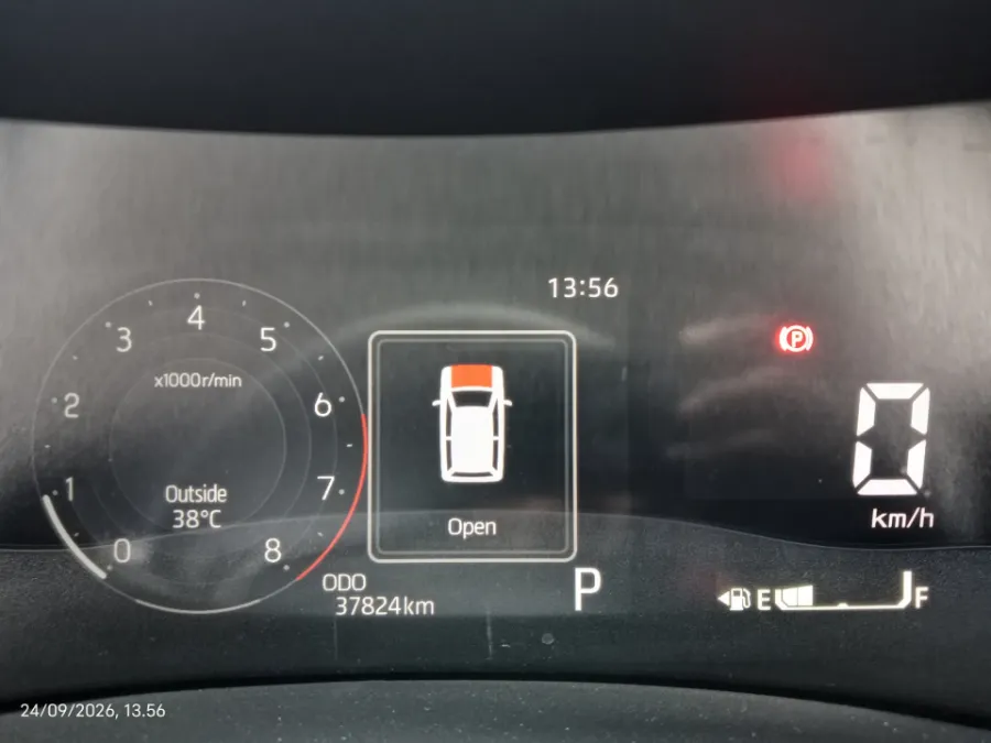 Foto Mobil Bekas Odometer Toyota Raize 1.0 GR Sport tahun 2023