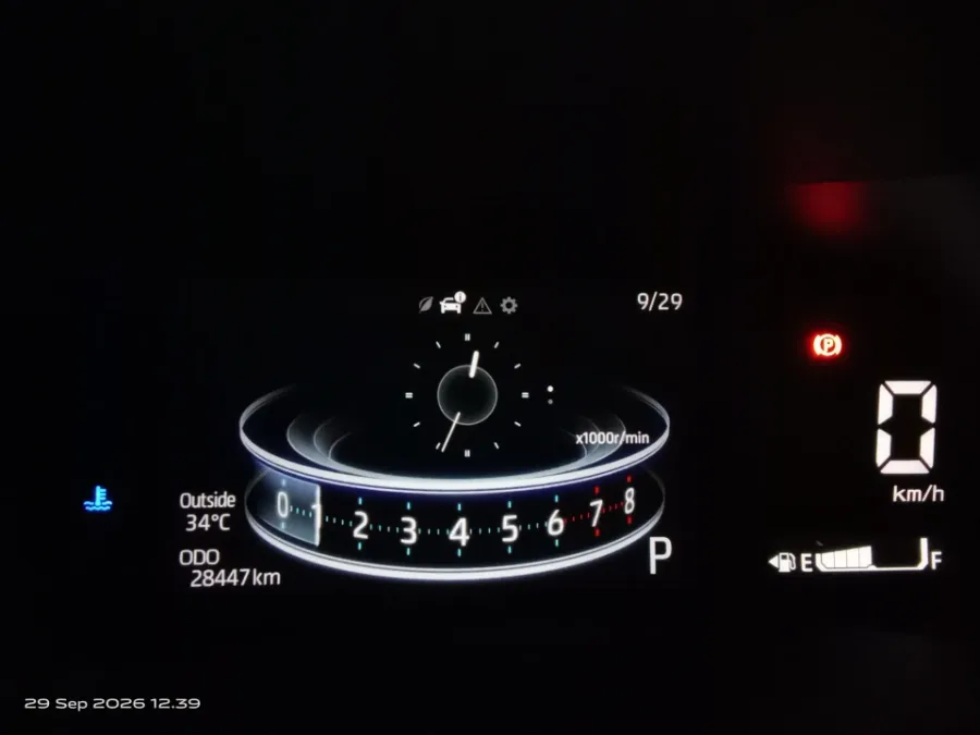 Foto Mobil Bekas Odometer Toyota Raize 1.0 GR Sport tahun 2023