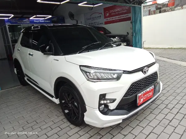 2025 Toyota Raize 1.0 GR Sport - Foto 1 dari 6