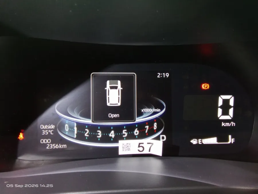 Foto Mobil Bekas Odometer Toyota Raize 1.0 GR Sport tahun 2025