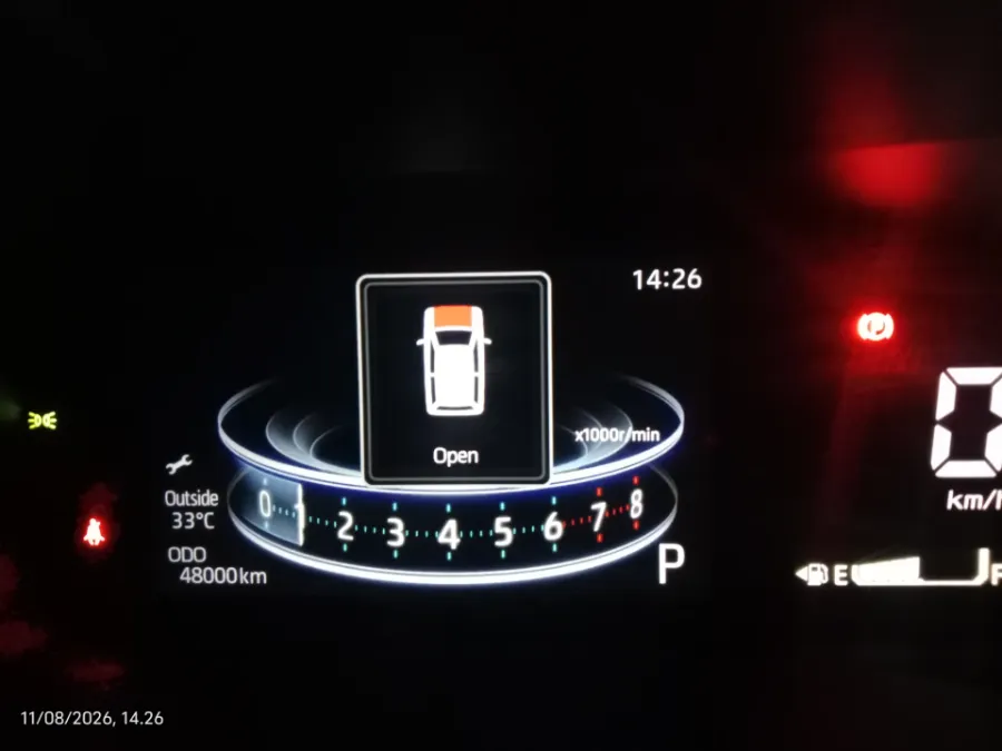 Foto Mobil Bekas Odometer Toyota Raize 1.0 GR Sport TSS tahun 2021