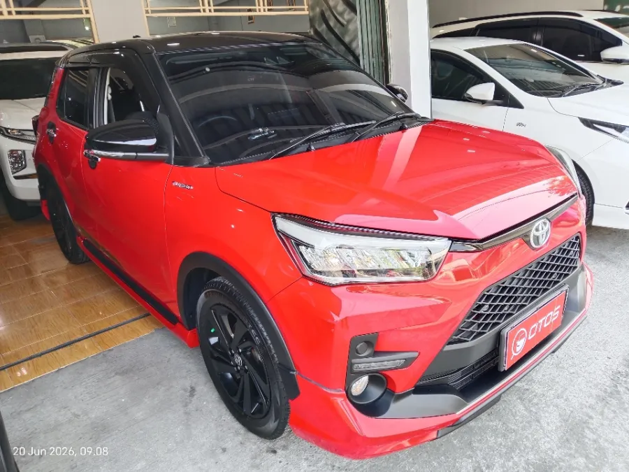 Foto Mobil Bekas Kanan Depan Toyota Raize 1.0 GR Sport TSS tahun 2022