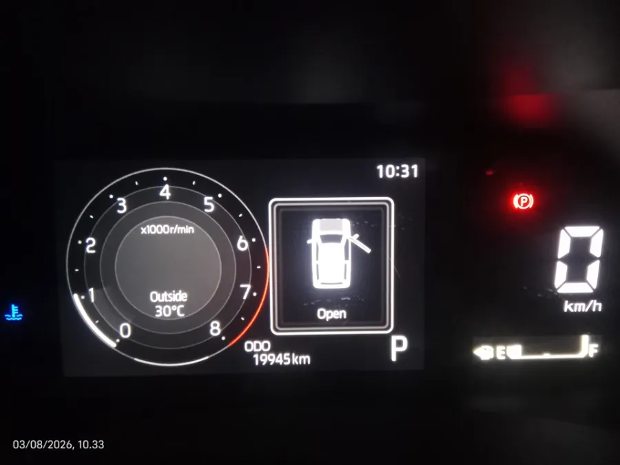 Foto Mobil Bekas Odometer Toyota Raize 1.0 GR Sport TSS tahun 2022